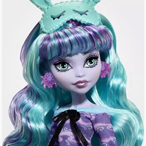 Monster High Twyla Creepover Party Fashion Doll New - Picture 11 of 12
